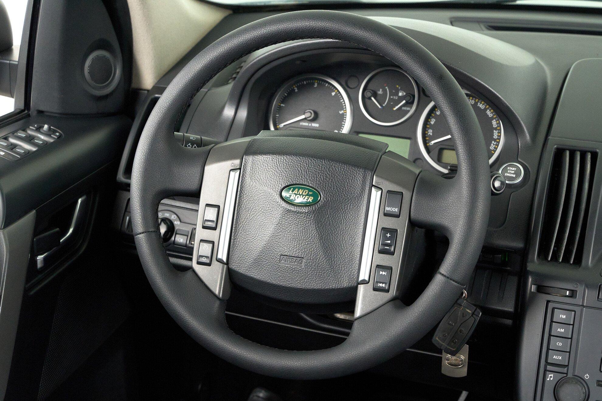 Land Rover Freelander 2009, серый