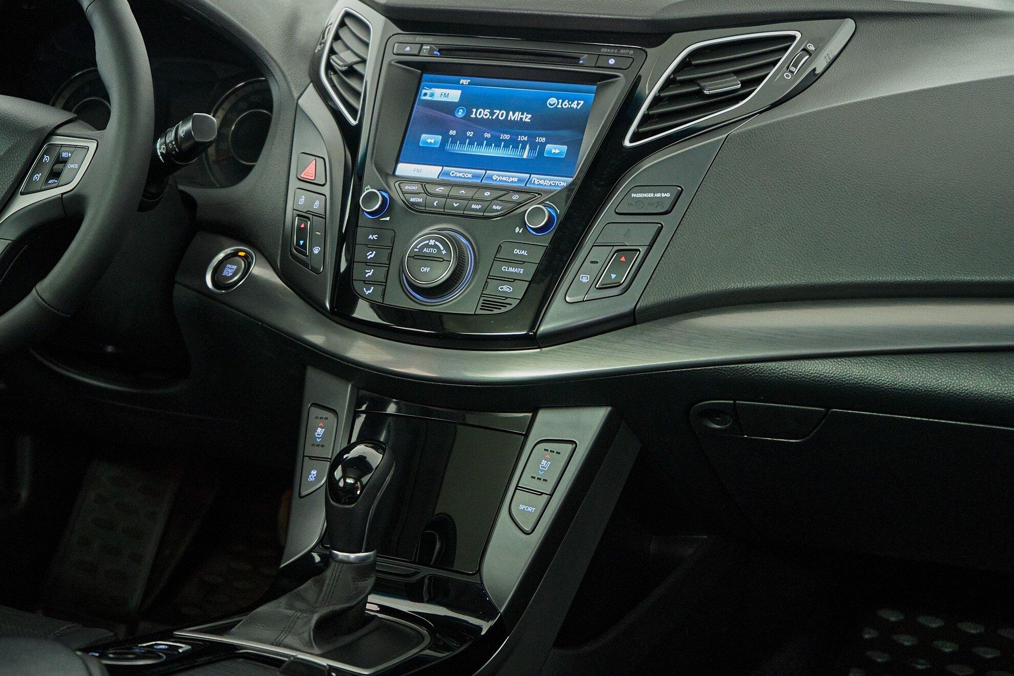Hyundai i40 2014, белый