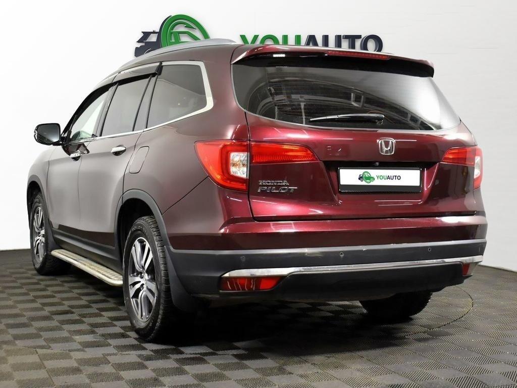 Honda Pilot 2017, красный