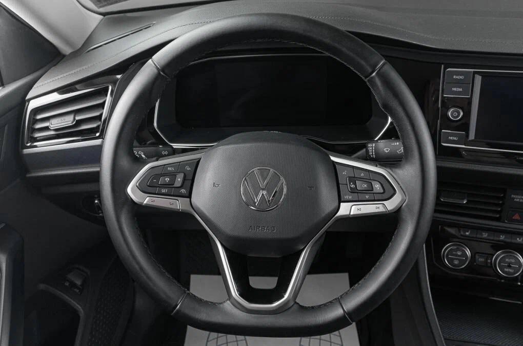 Volkswagen Jetta 2023, черный