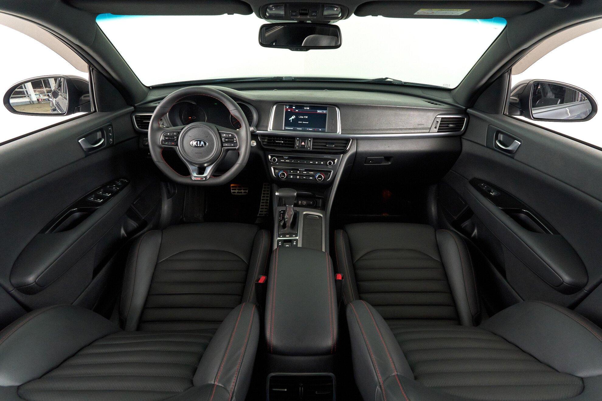 Kia Optima 2017, серый