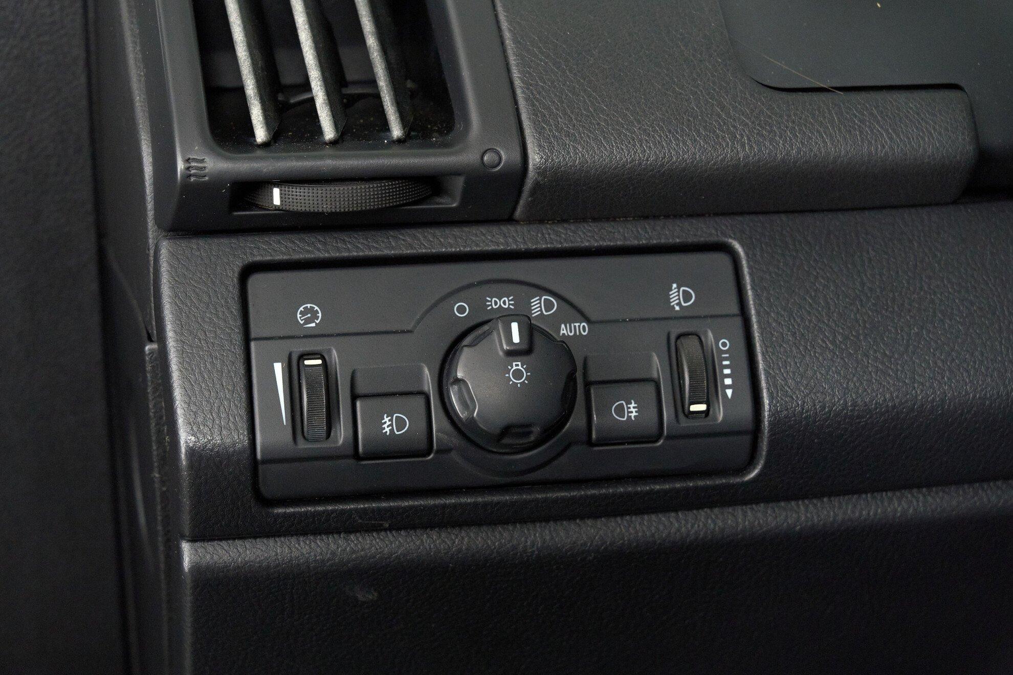Land Rover Freelander 2009, серый