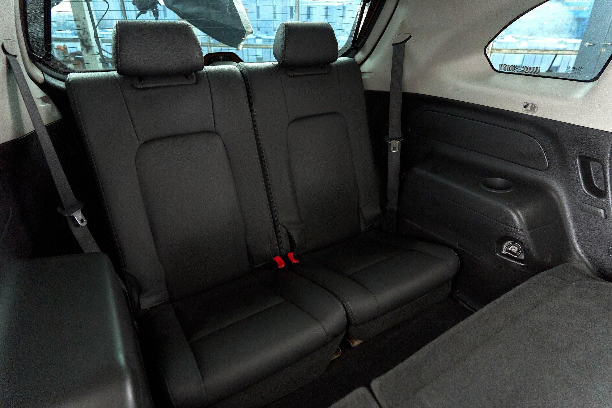 Chevrolet Captiva 2012, серебряный