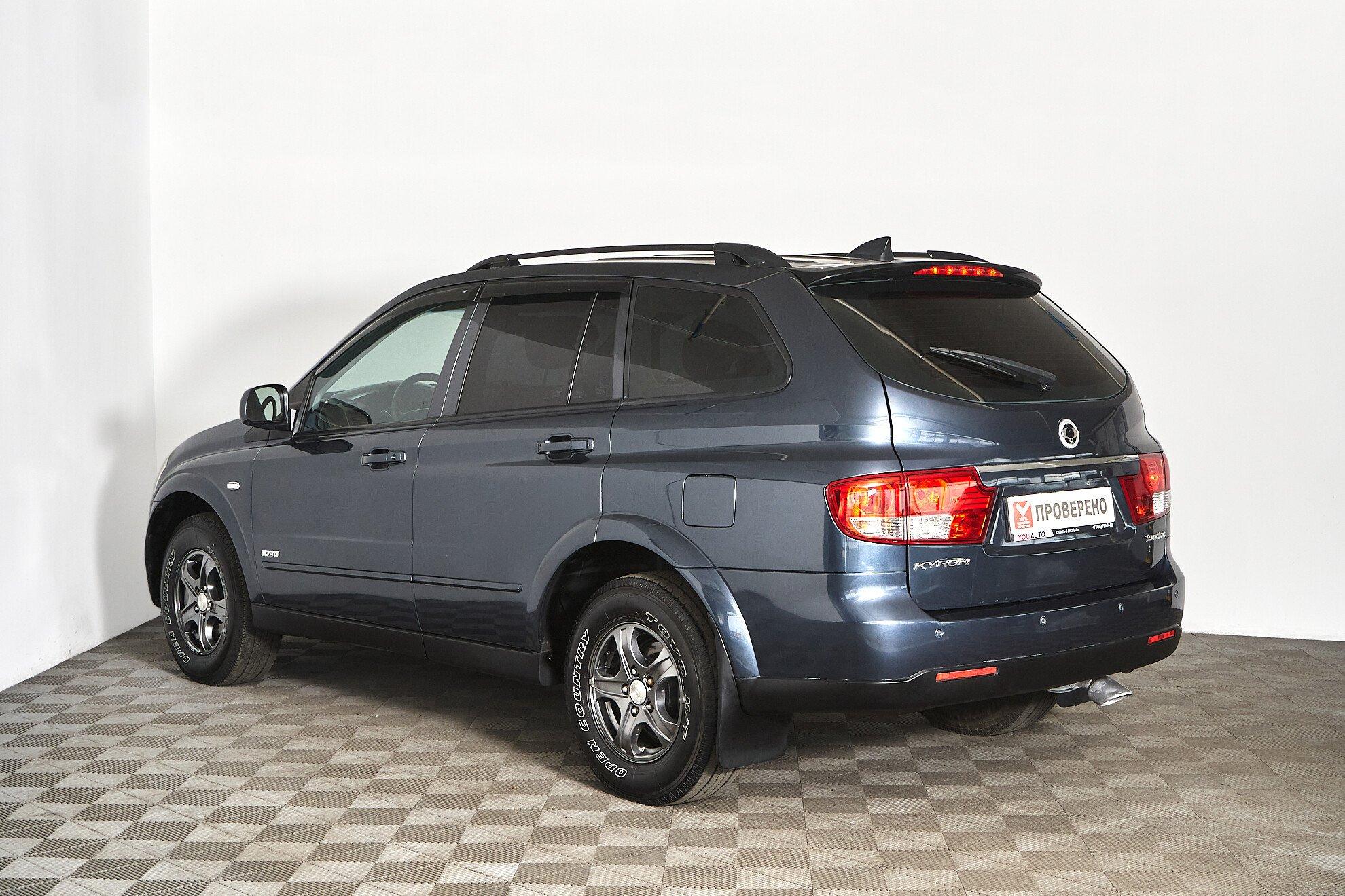 SsangYong Kyron 2010, серый