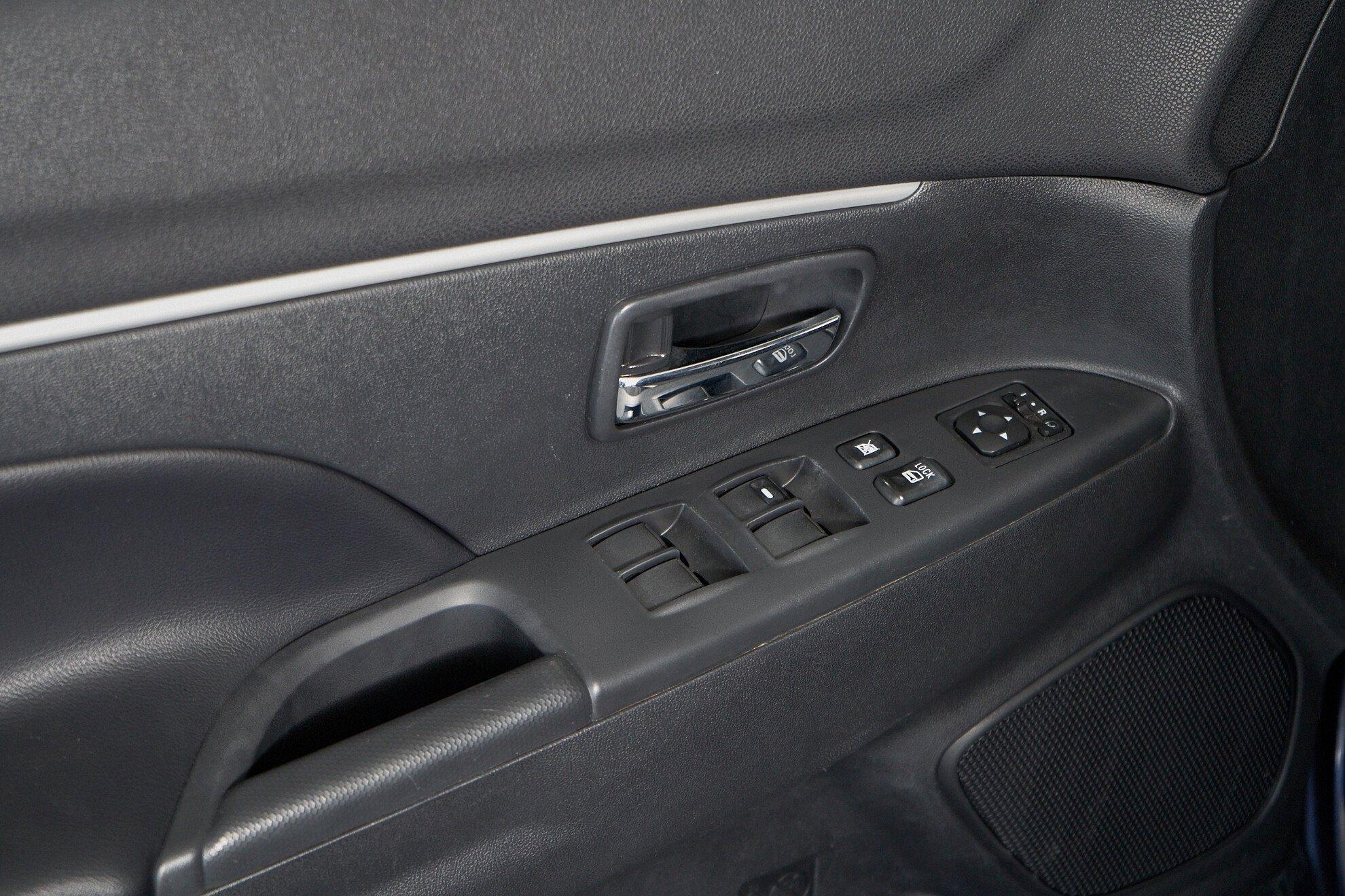 Mitsubishi ASX 2012, синий