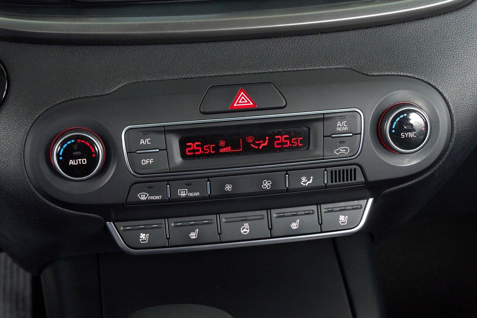 Kia Sorento 2018, серый
