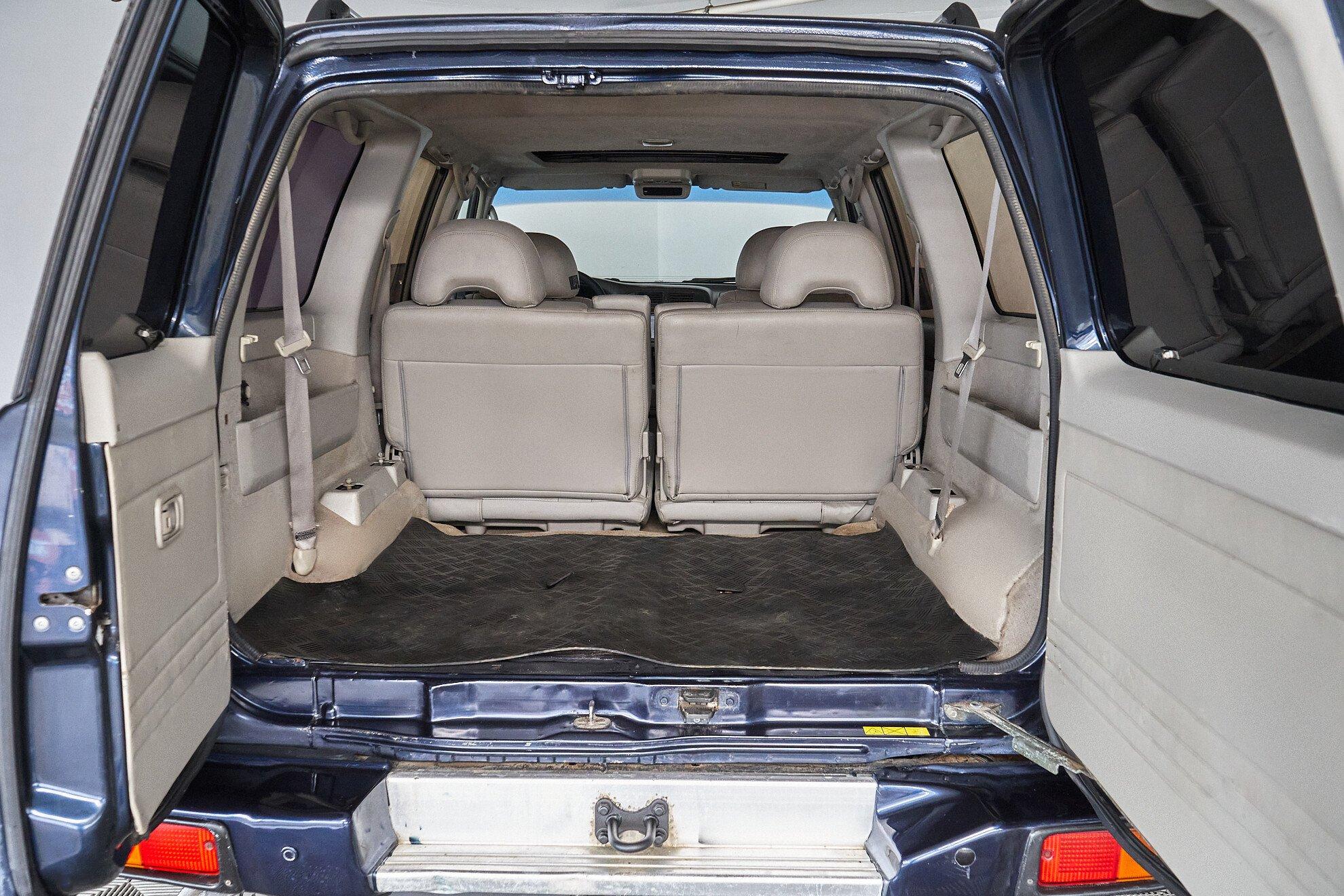 Nissan Patrol 2004, синий