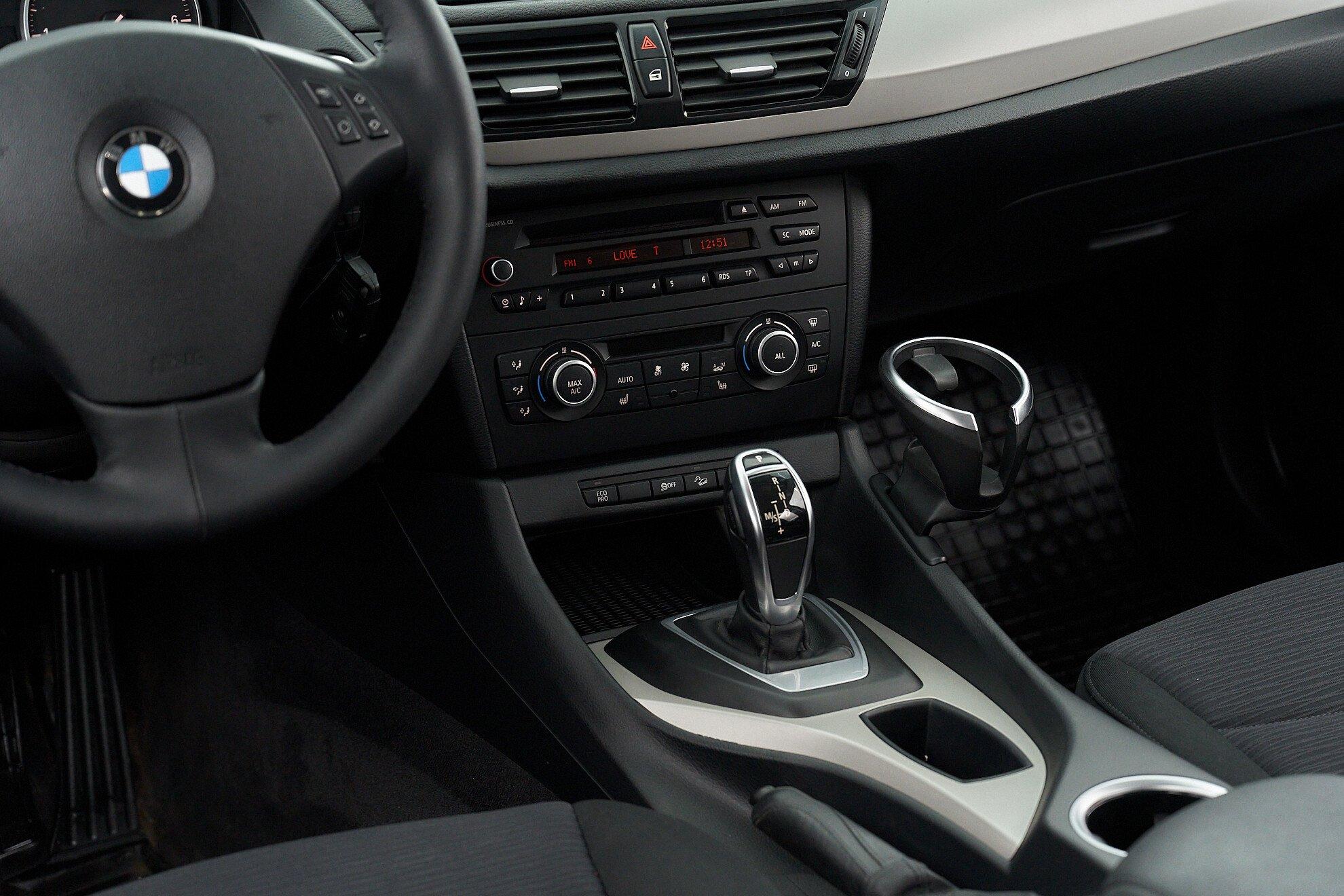BMW X1 2014, синий