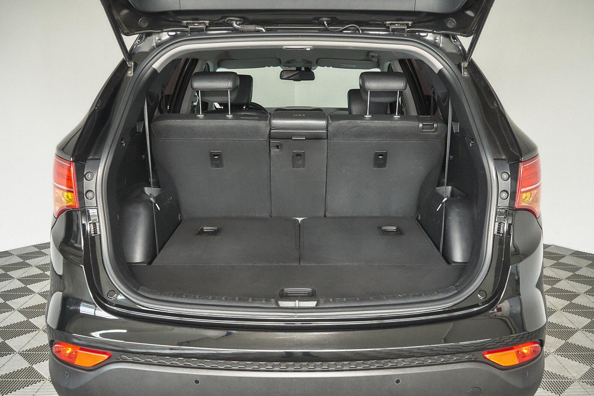 Hyundai Santa Fe 2013, черный