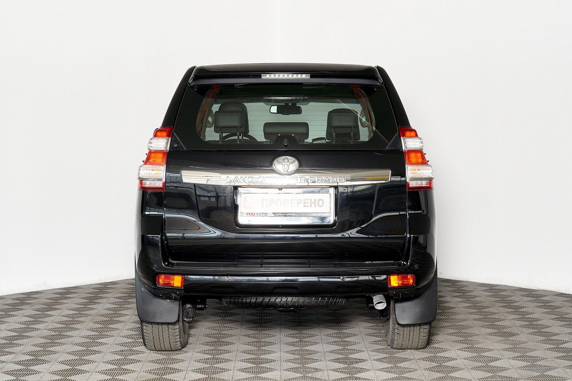 Toyota Land Cruiser Prado 2015, черный