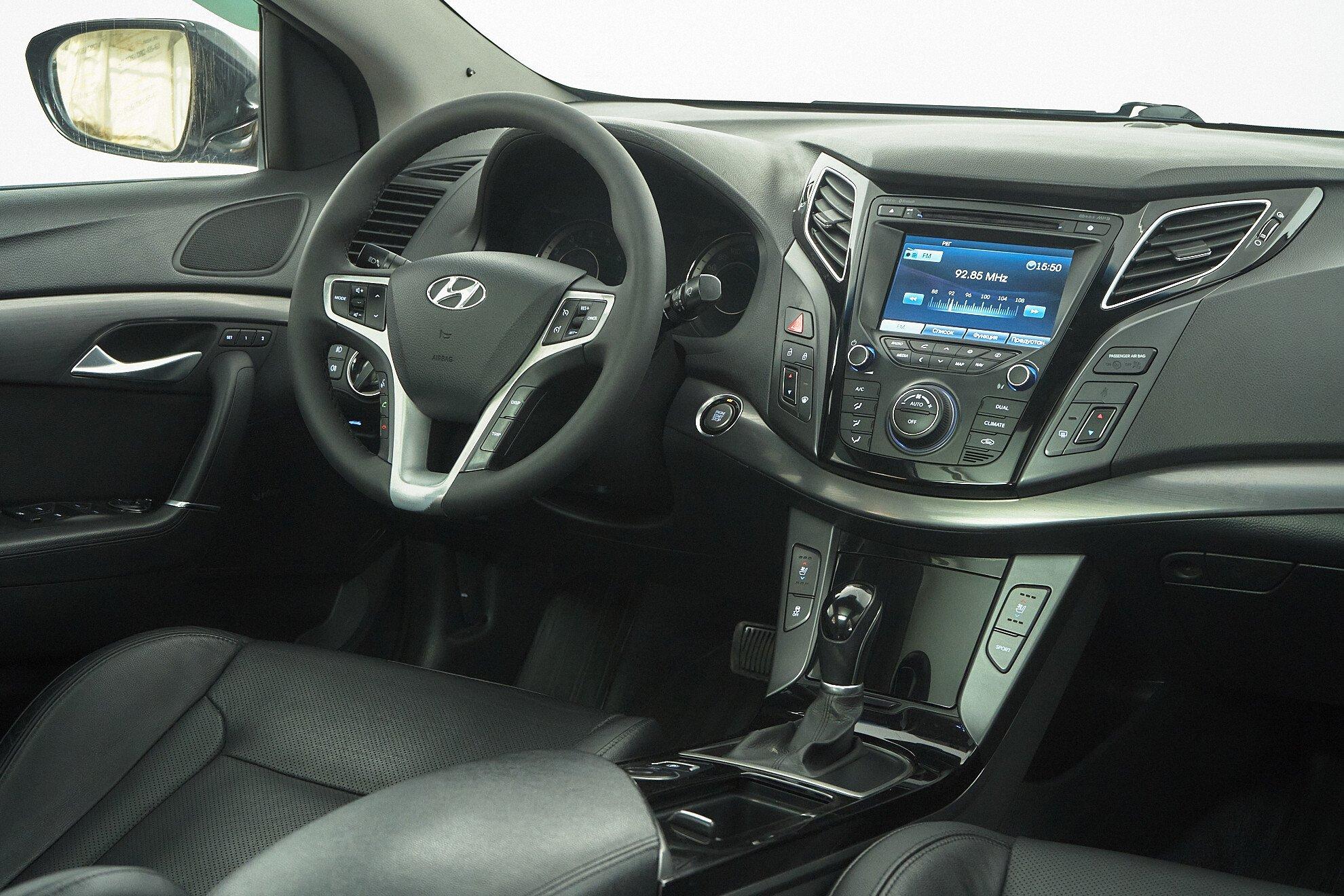 Hyundai i40 2013, черный