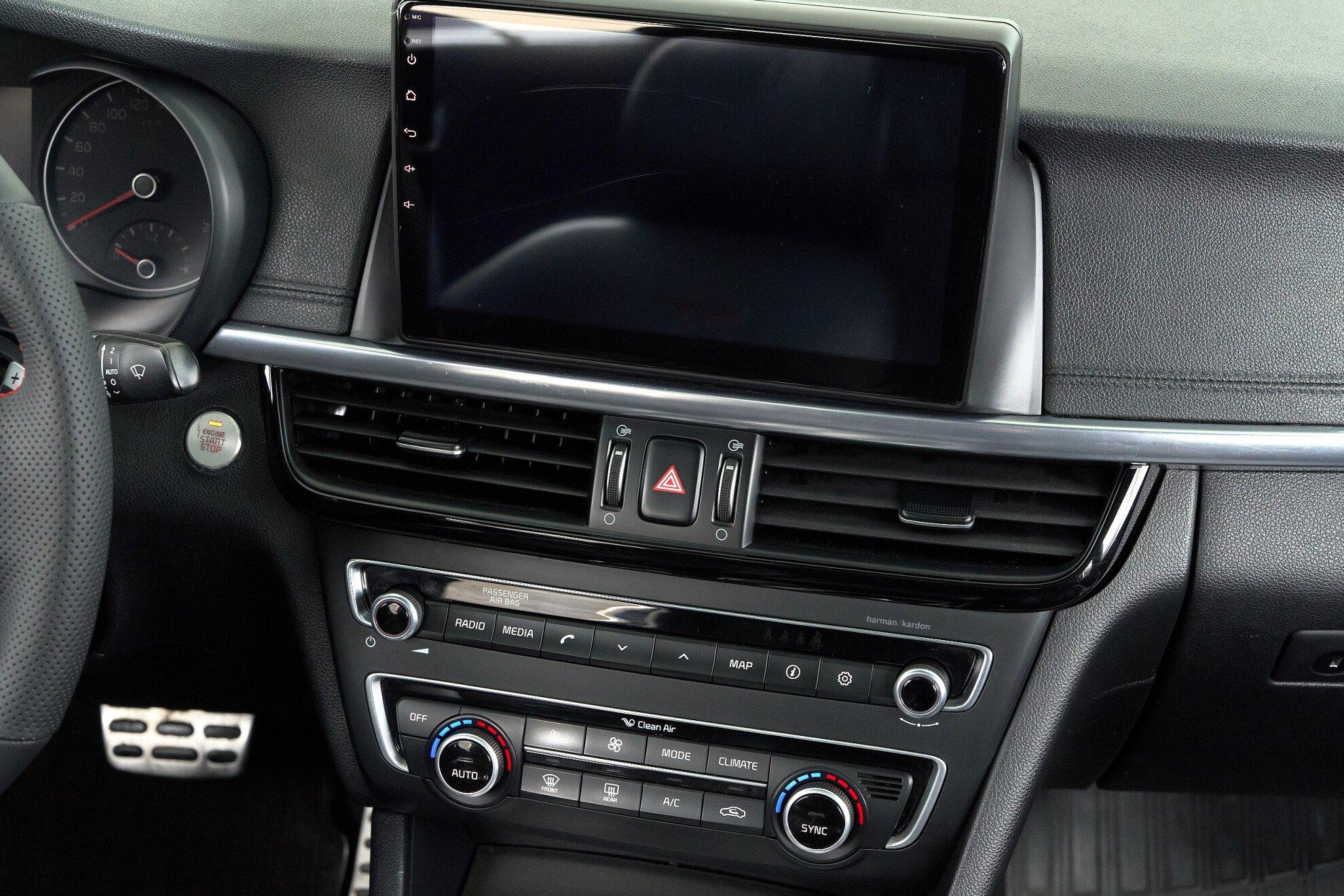 Kia Optima 2016, белый