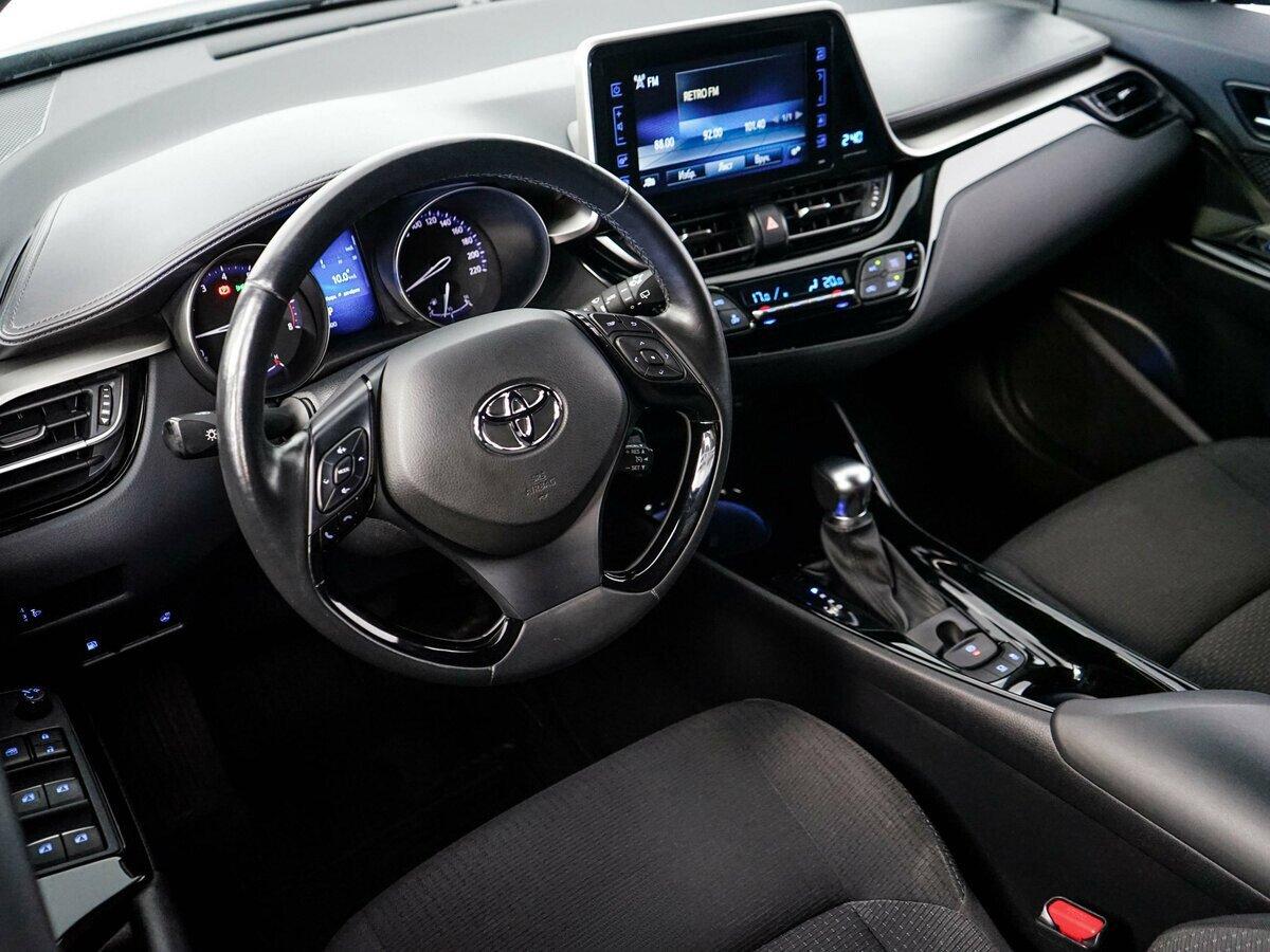 Toyota C-HR 2018, черный