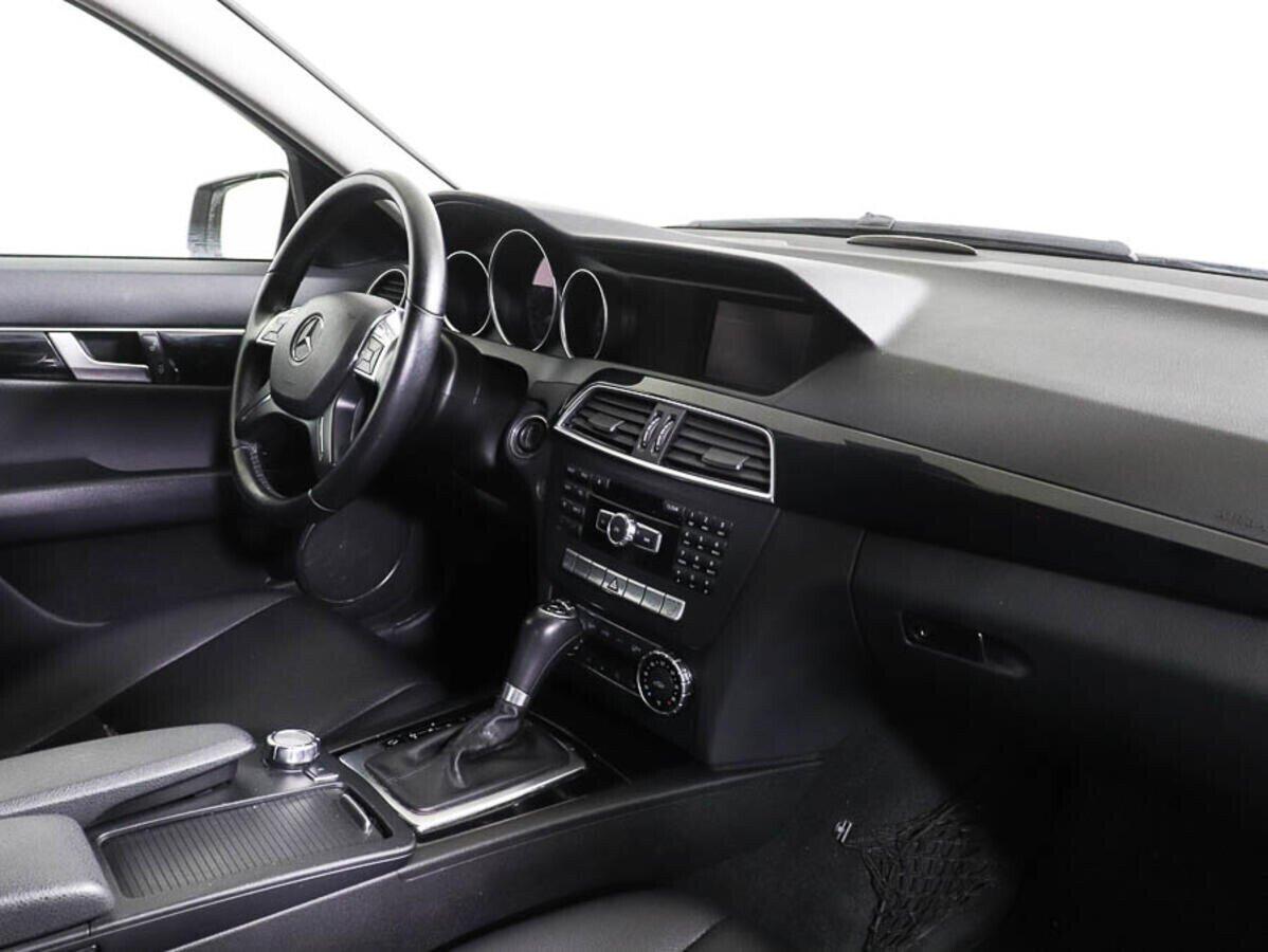 Mercedes-Benz C-Класс 2013, белый