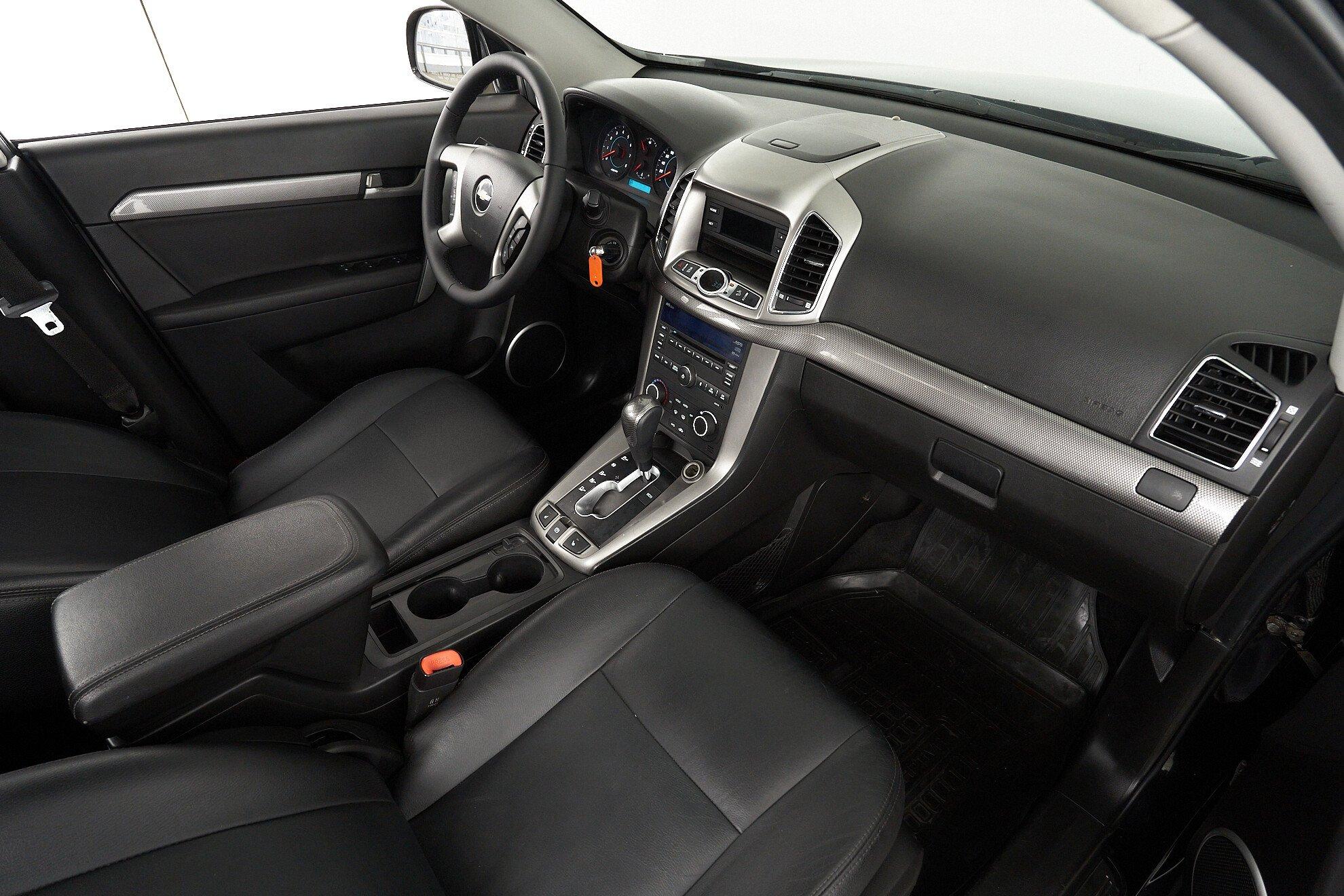 Chevrolet Captiva 2012, черный