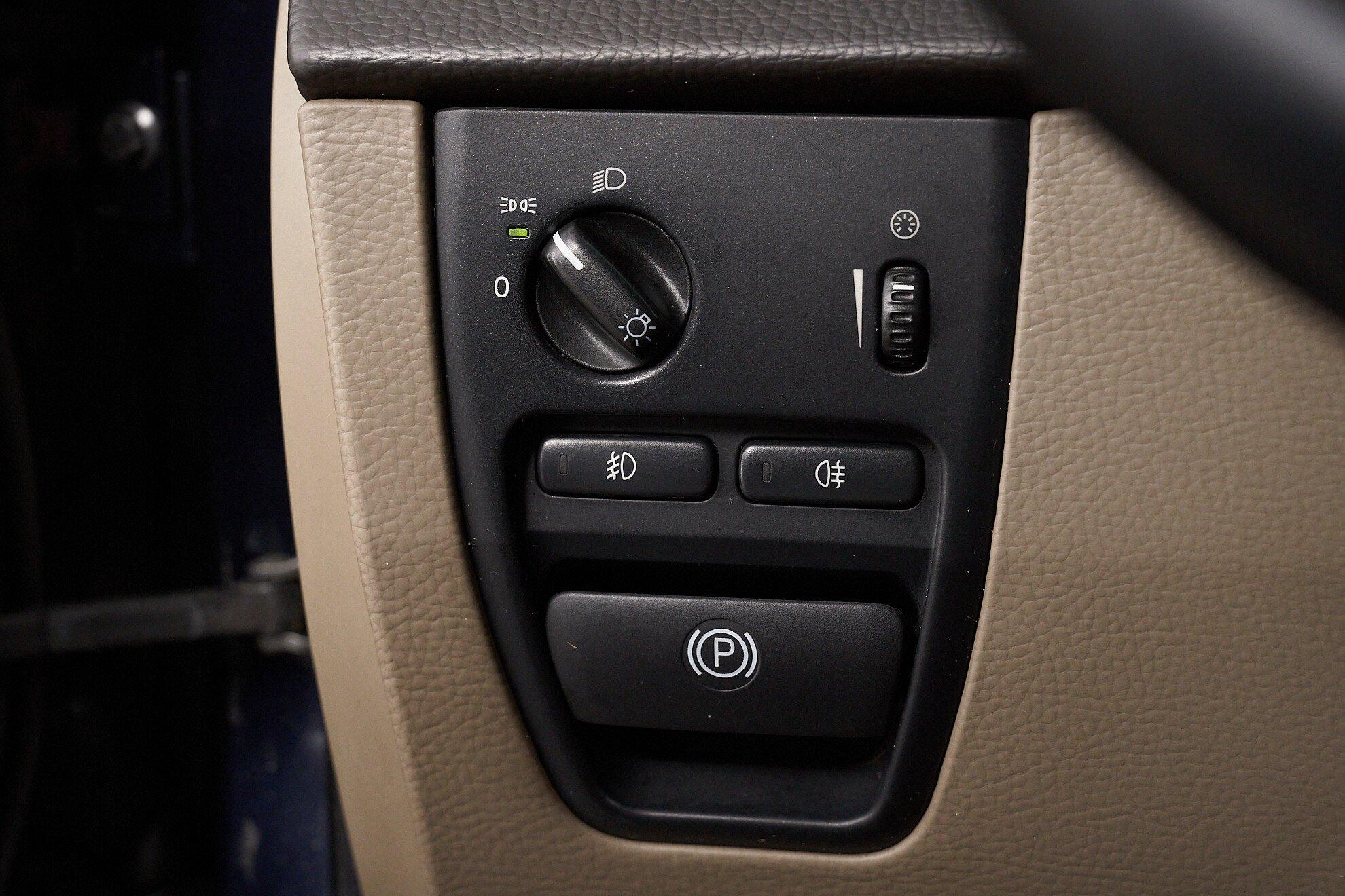 Volvo XC90 2012, синий