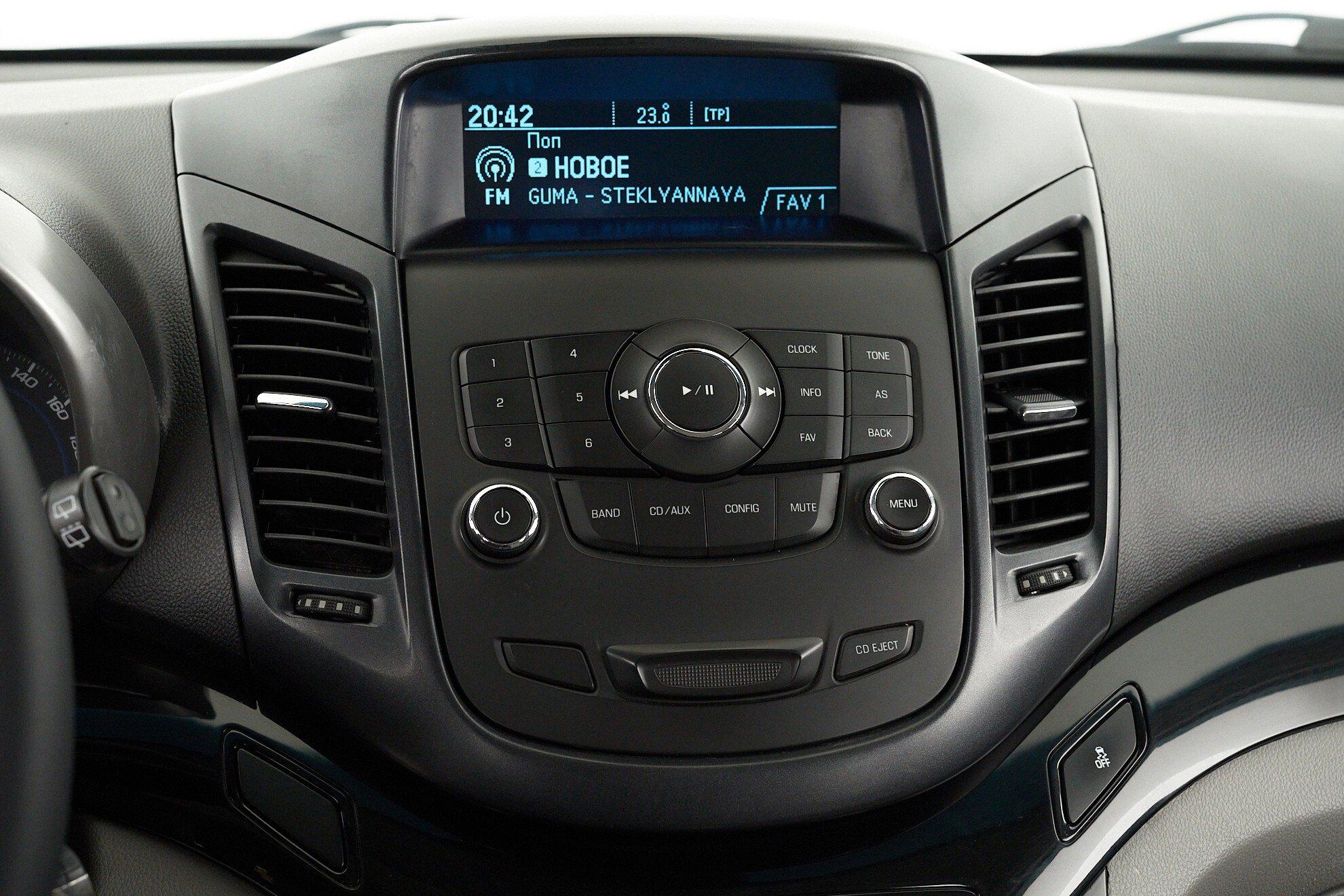 Chevrolet Orlando 2011, бежевый