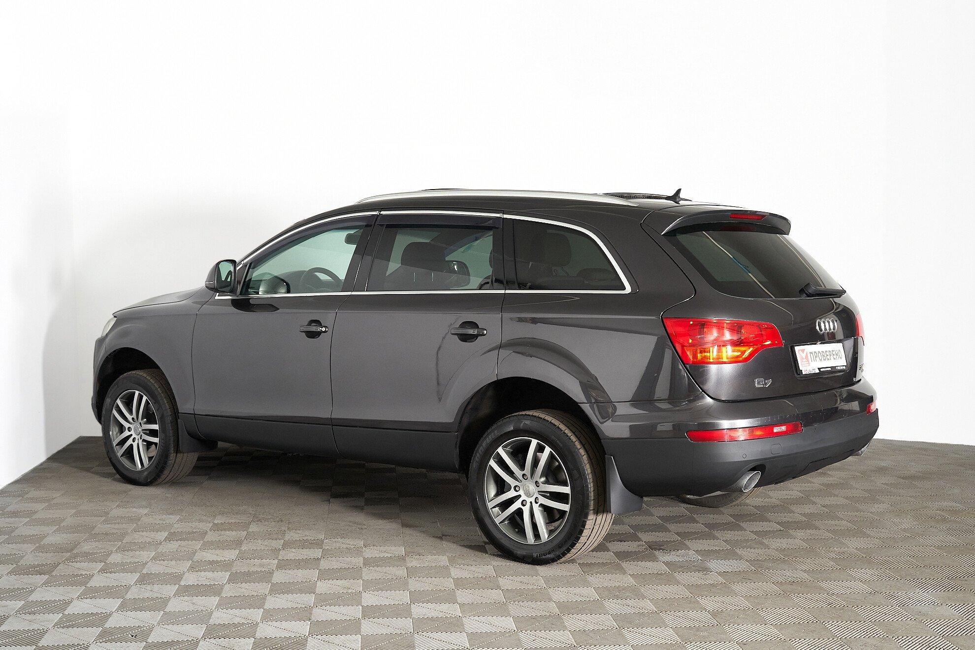 Audi Q7 2007, серый