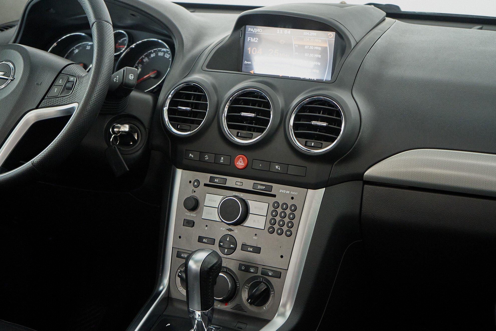 Opel Antara 2012, черный