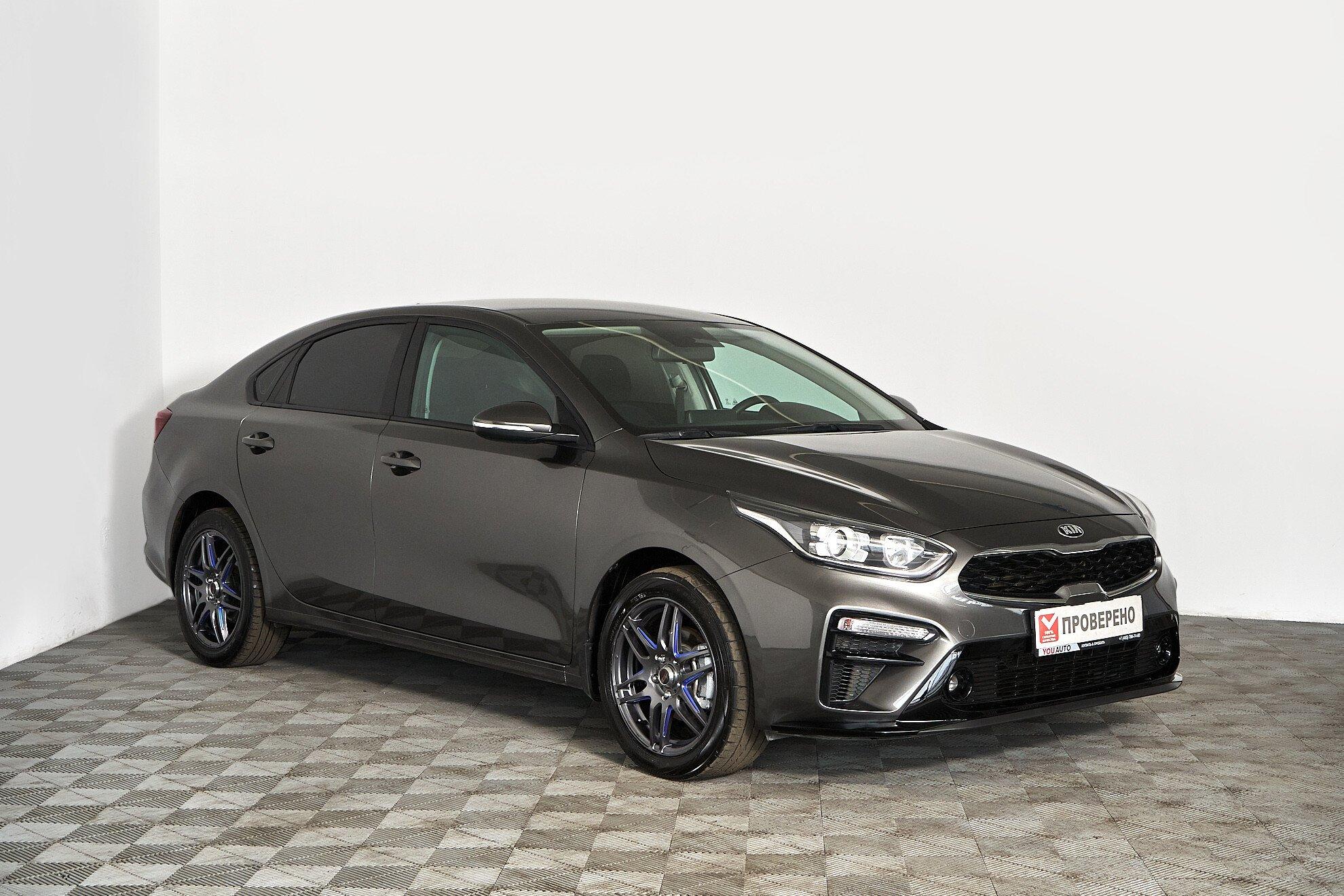 Kia Cerato 2021, серый