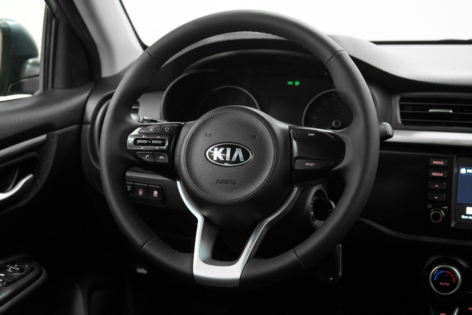 Kia Rio 2019, серый