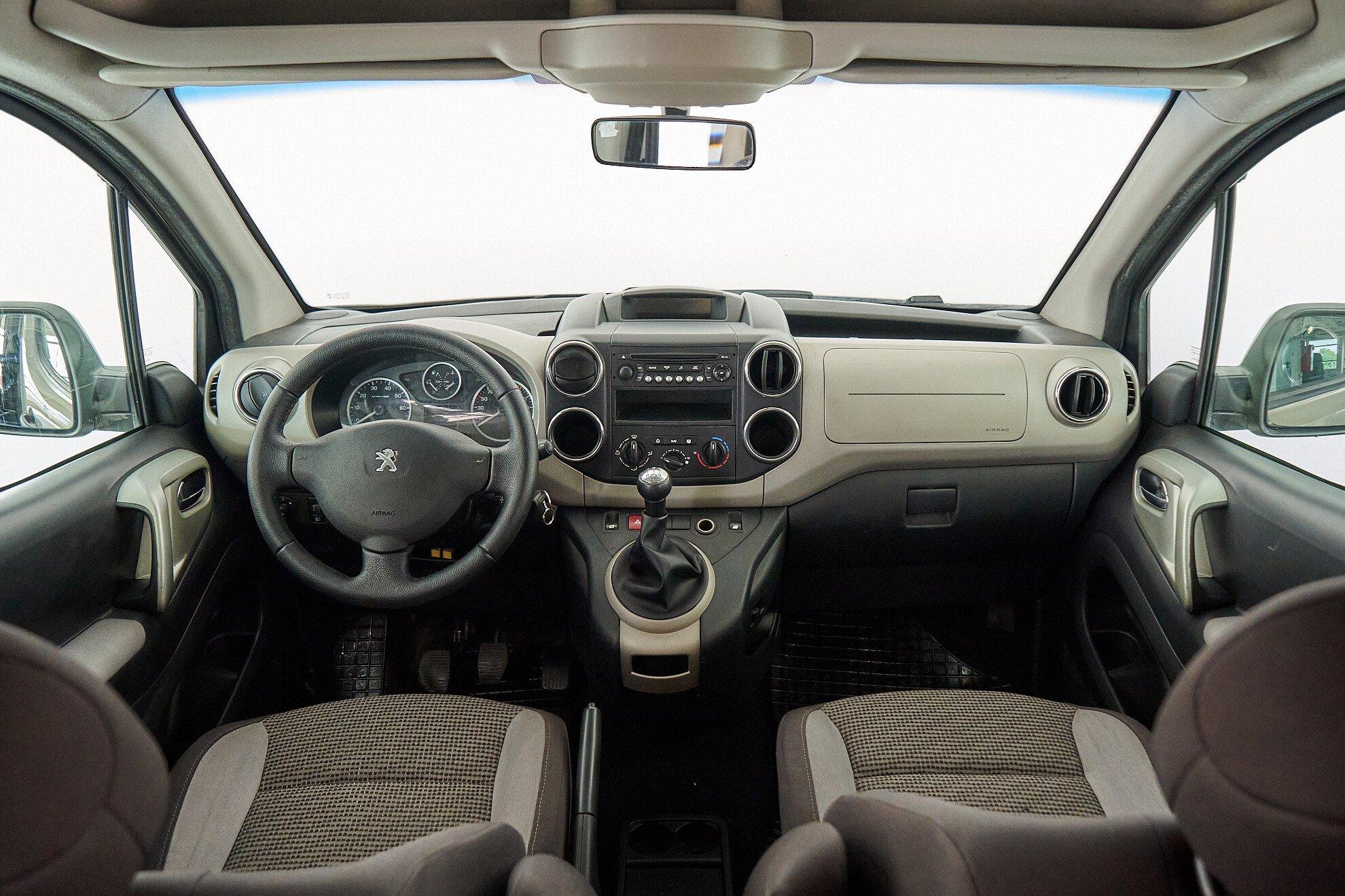 Peugeot Partner 2013, серый