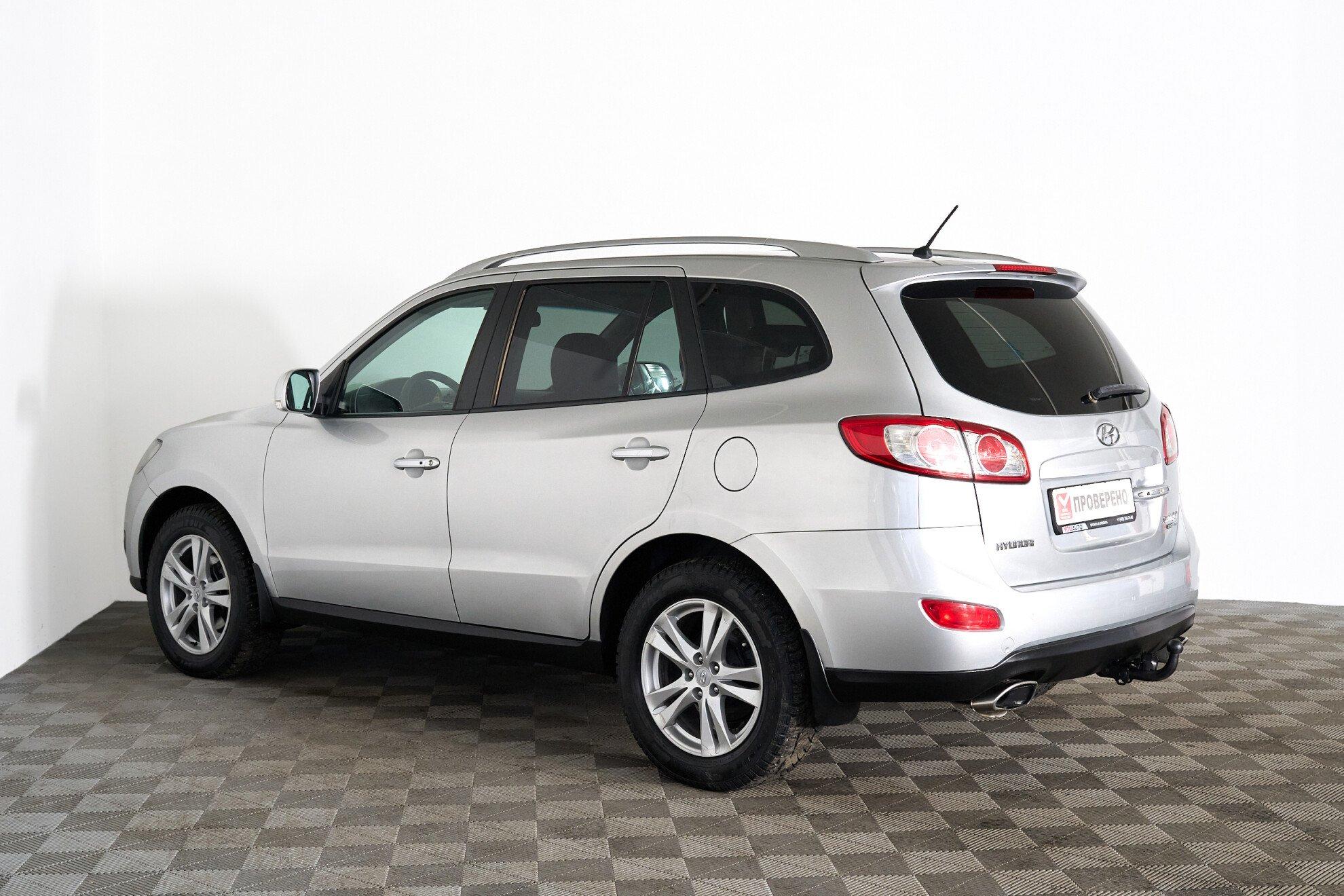 Hyundai Santa Fe 2010, серебряный