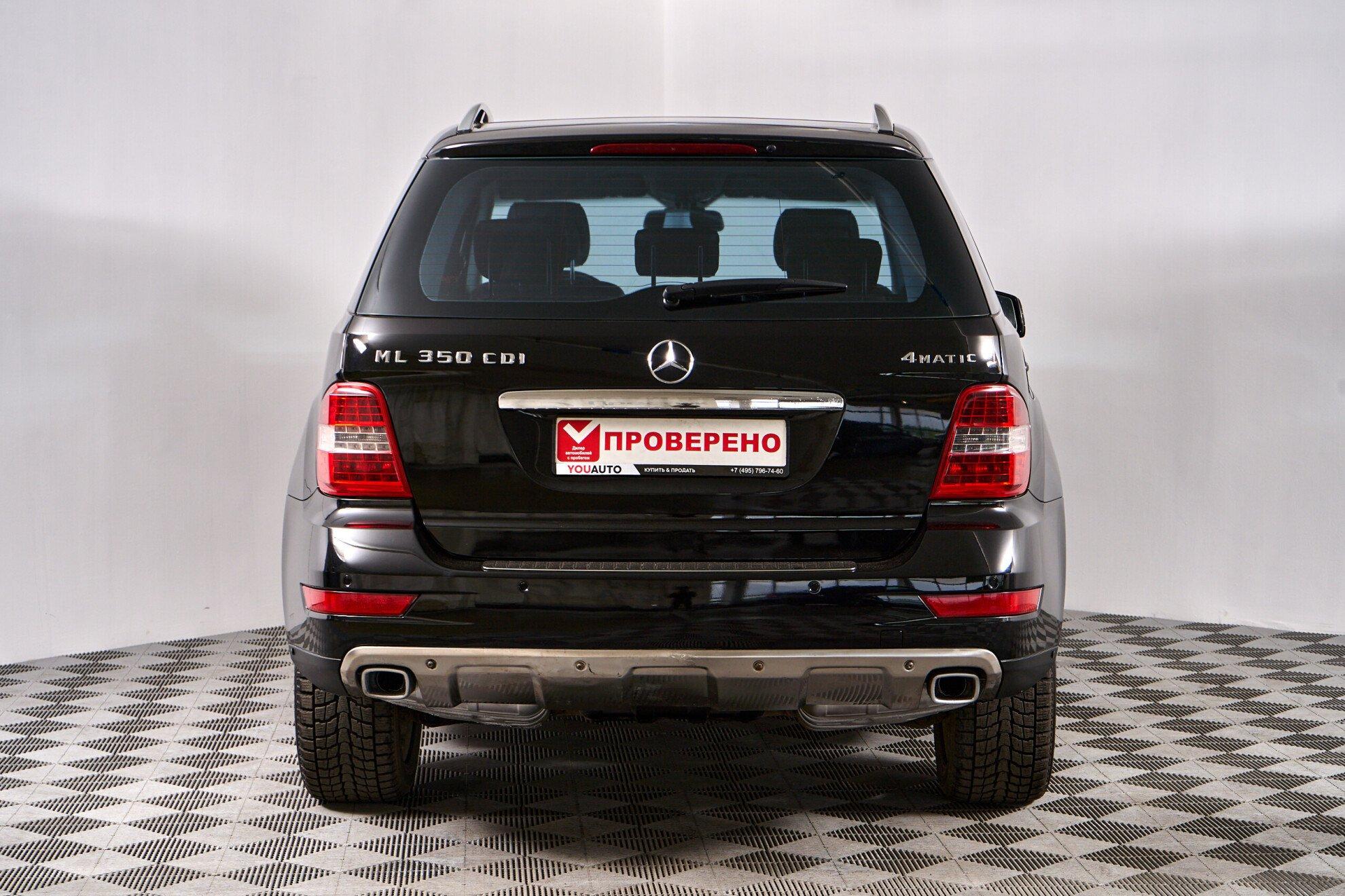 Mercedes-Benz M-Класс 2011, черный