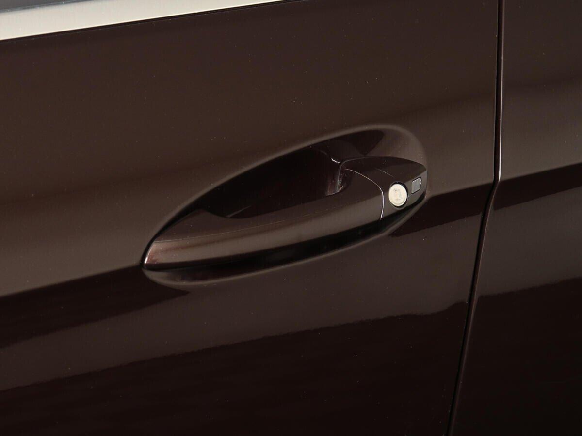 Mercedes-Benz E-Класс 2013, коричневый