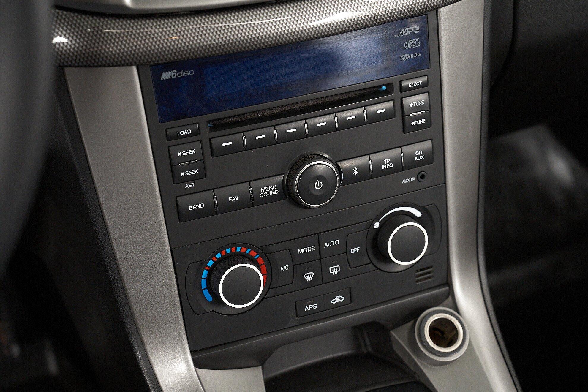 Chevrolet Captiva 2012, черный