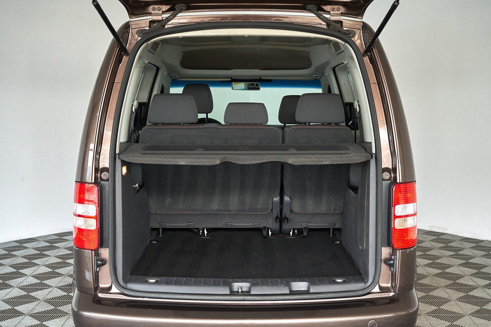 Volkswagen Caddy 2011, коричневый