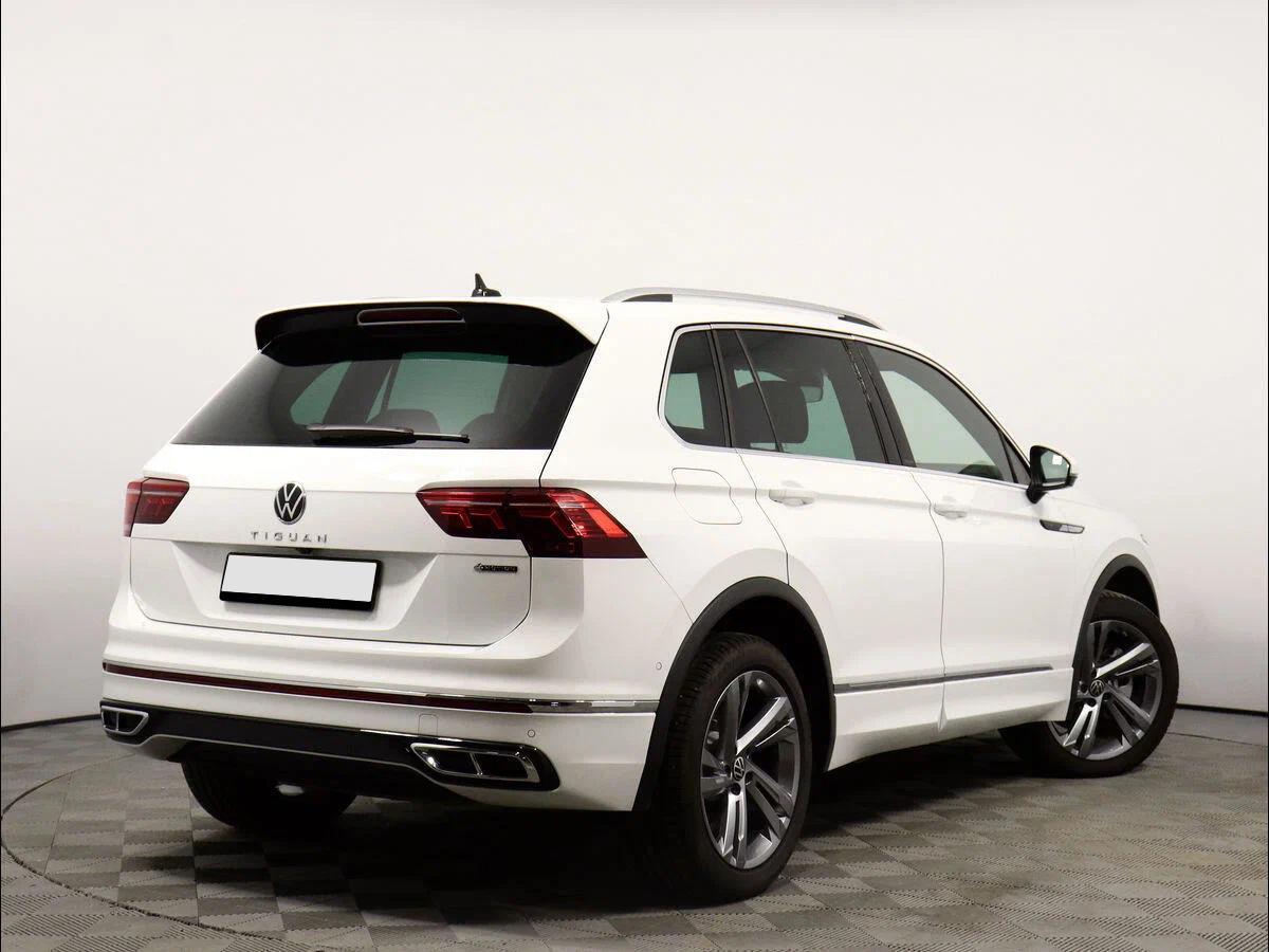 Volkswagen Tiguan 2022, белый