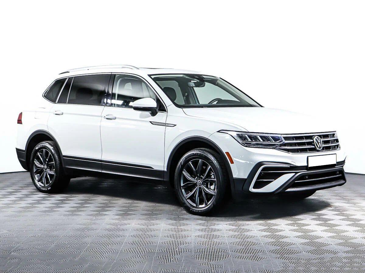 Volkswagen Tiguan 2023, белый