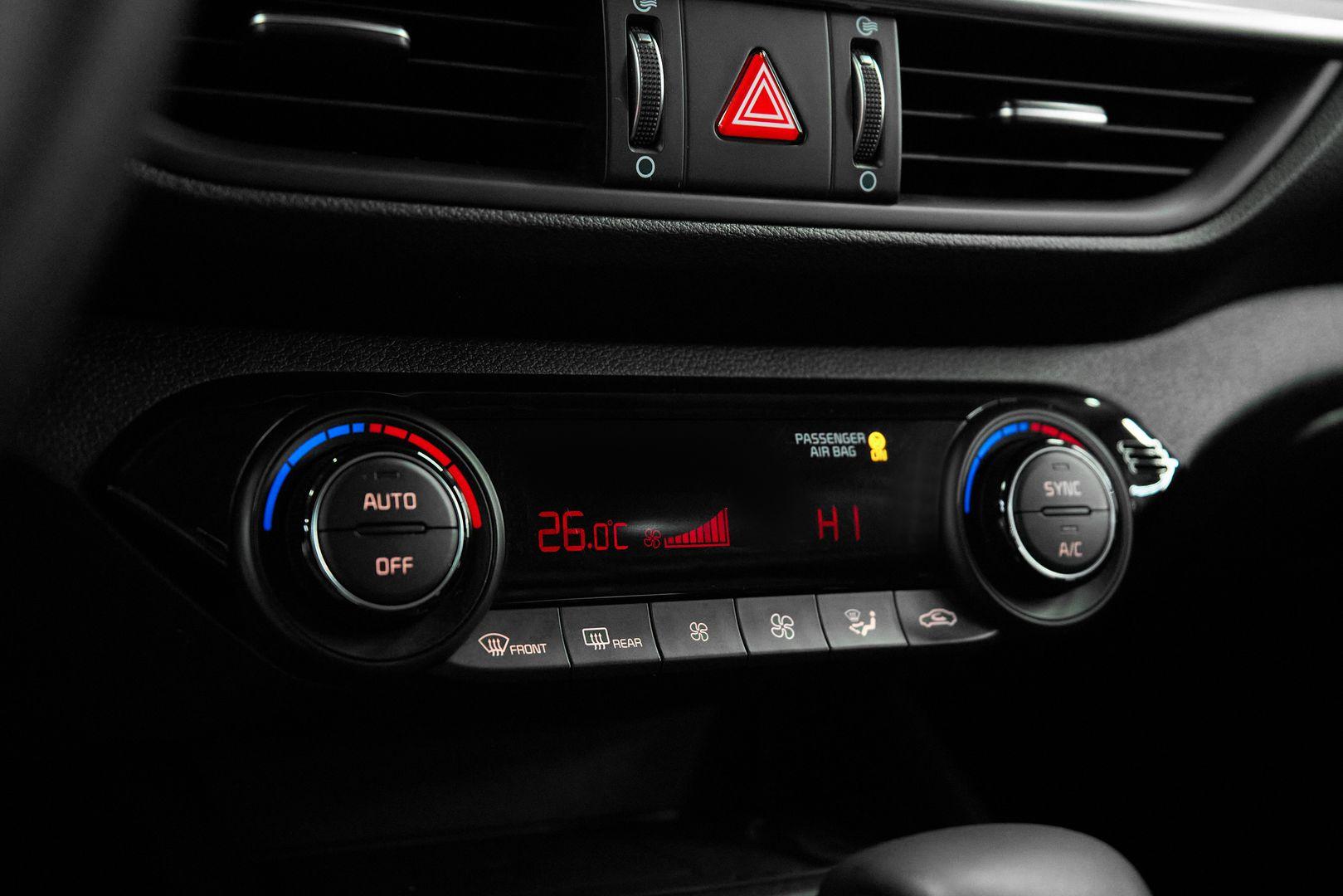 Kia Cerato 2018, белый
