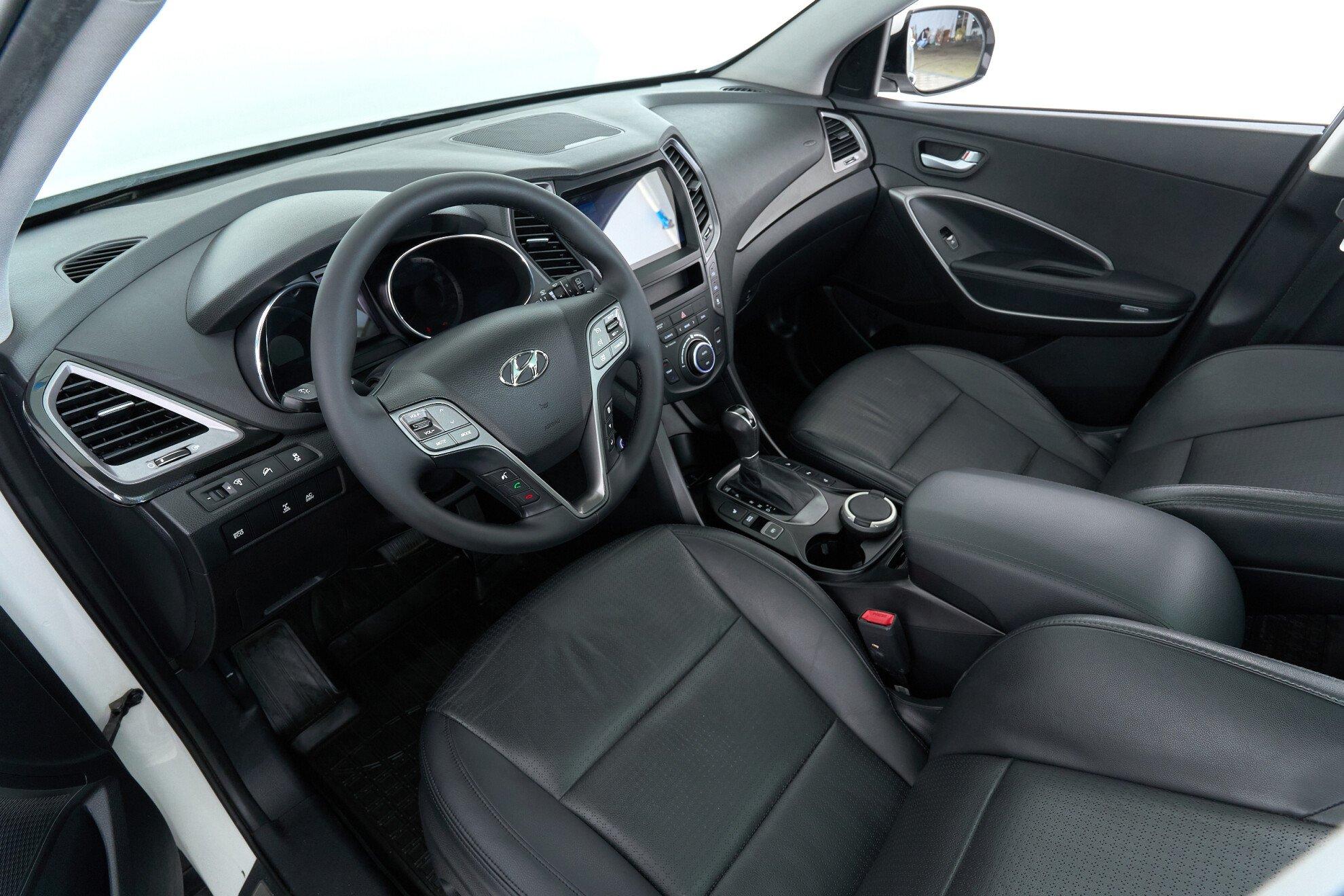 Hyundai Santa Fe 2014, белый