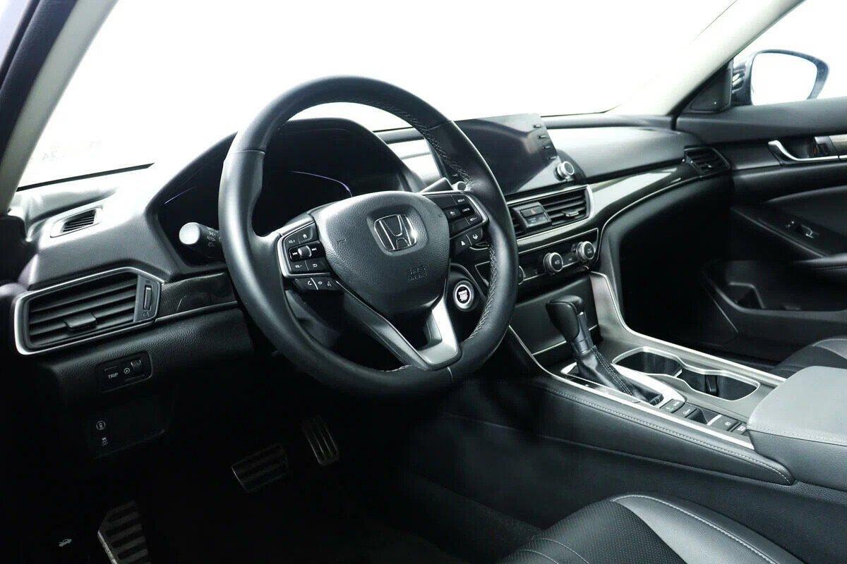 Honda Accord 2022, голубой