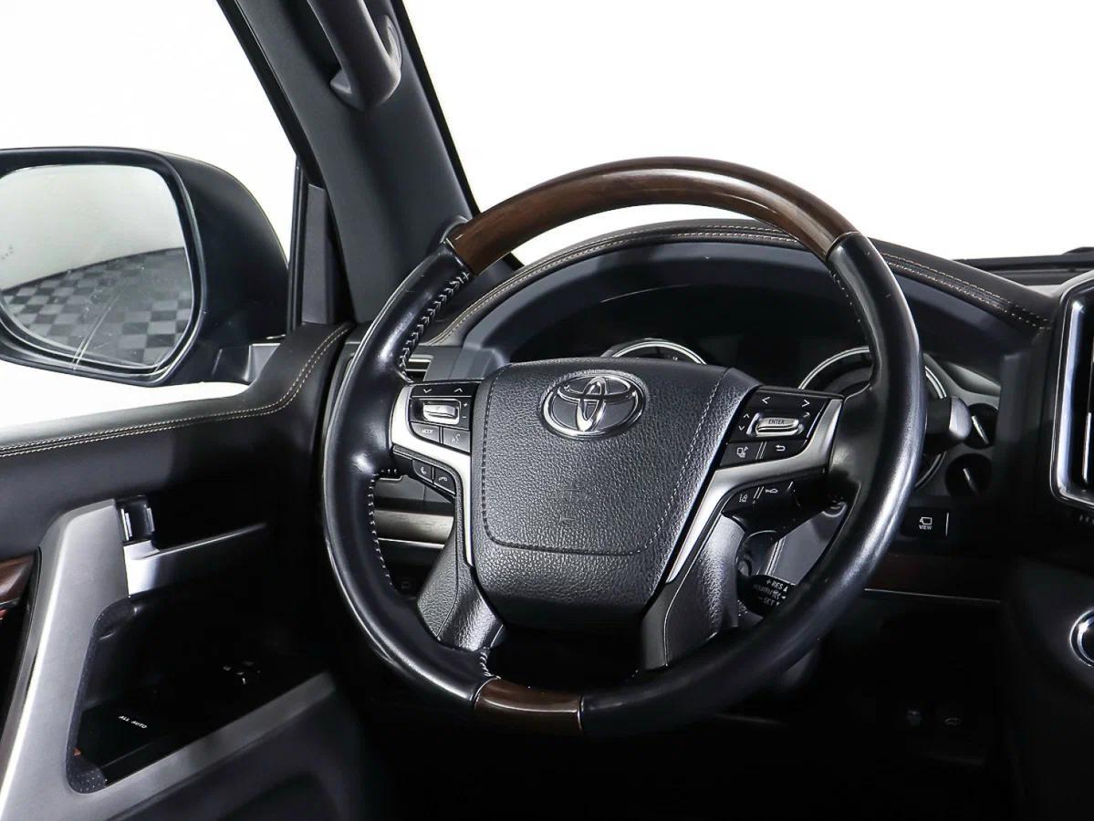 Toyota Land Cruiser 2019, синий