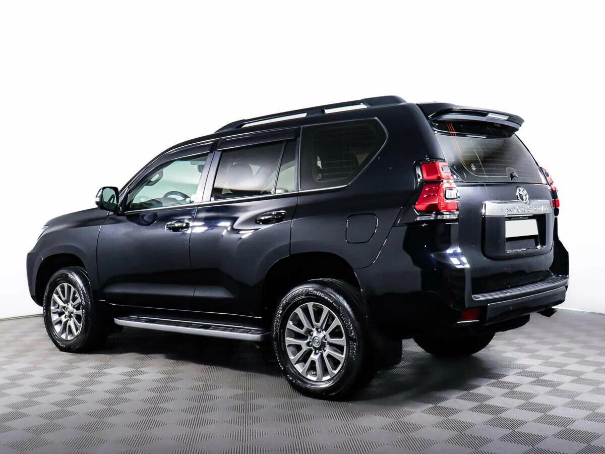 Toyota Land Cruiser Prado 2018, черный