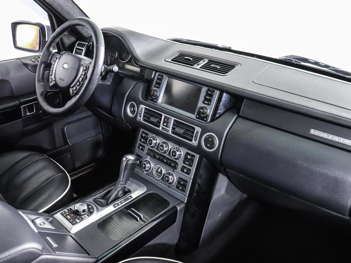 Land Rover Range Rover 2009, белый