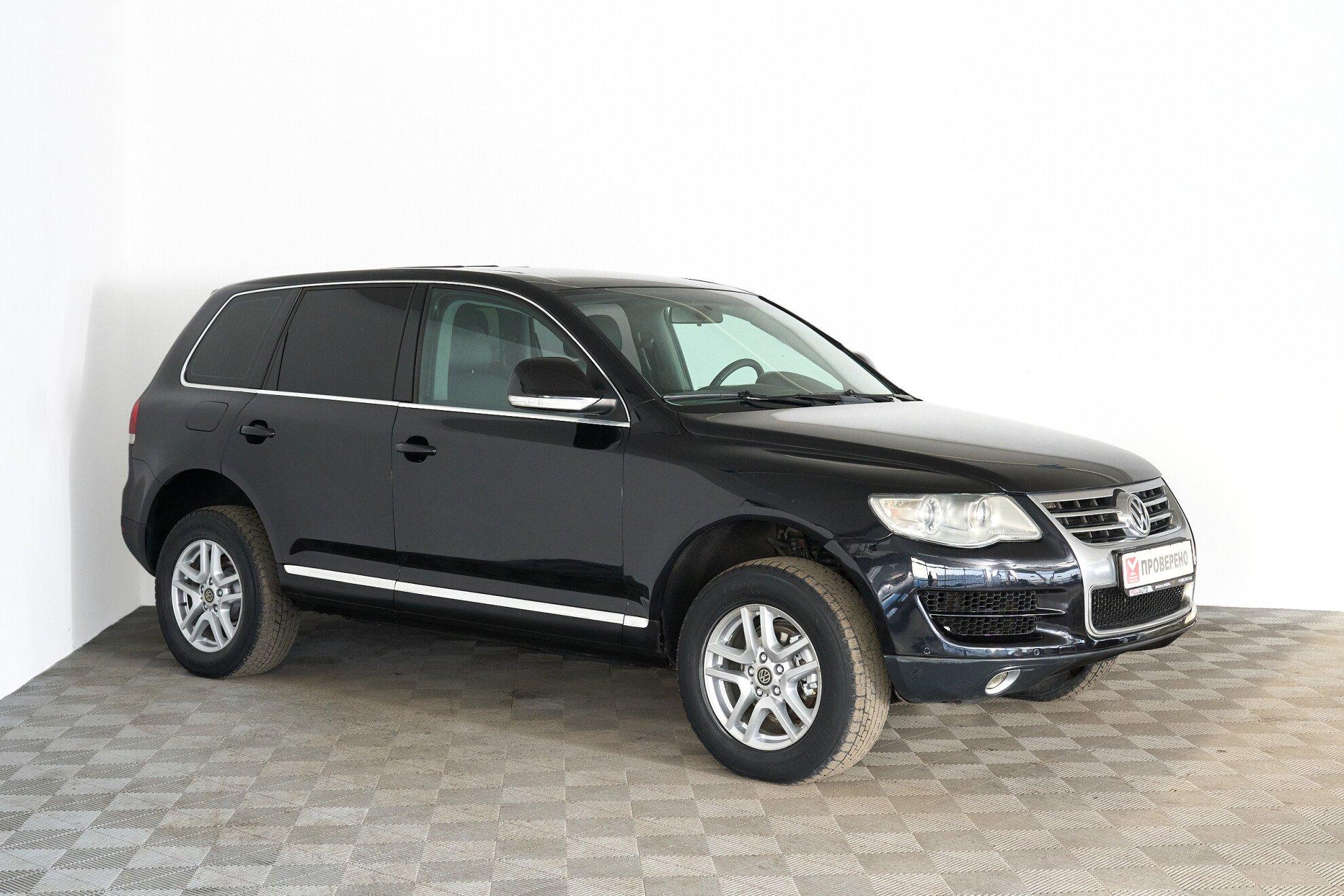 Volkswagen Touareg 2008, черный