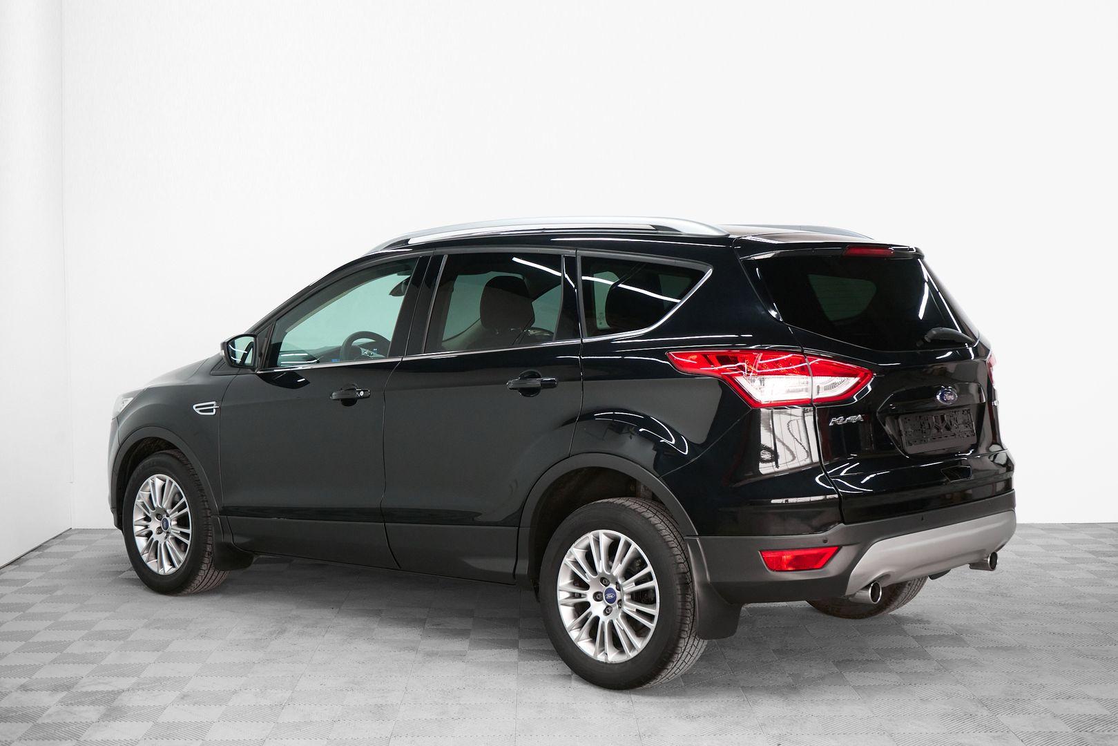 Ford Kuga 2014, черный