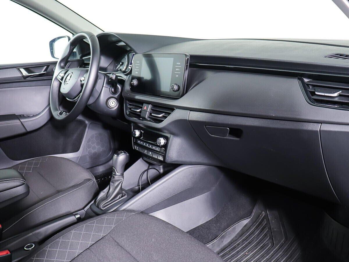 Skoda Rapid 2022, белый