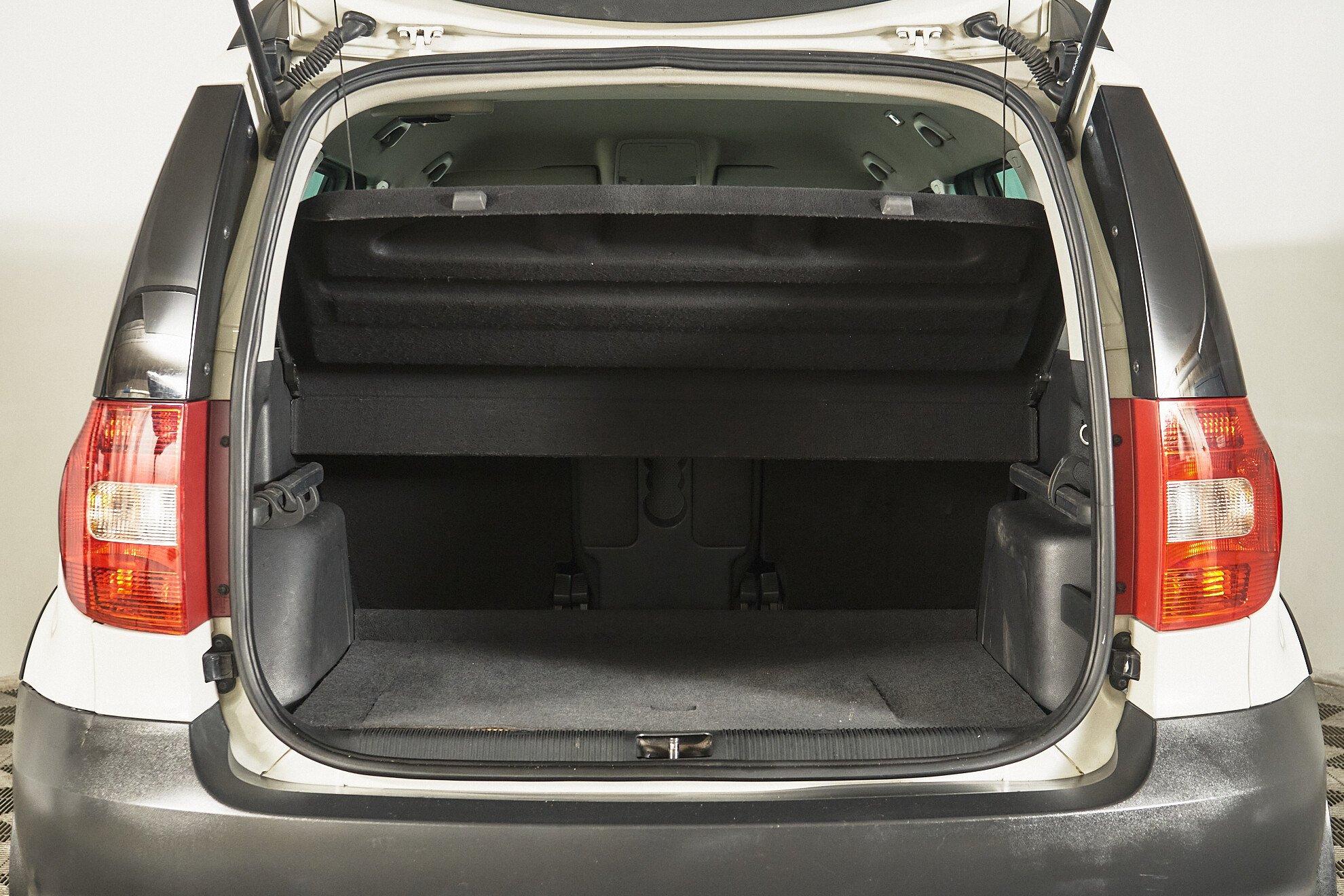 Skoda Yeti 2014, белый