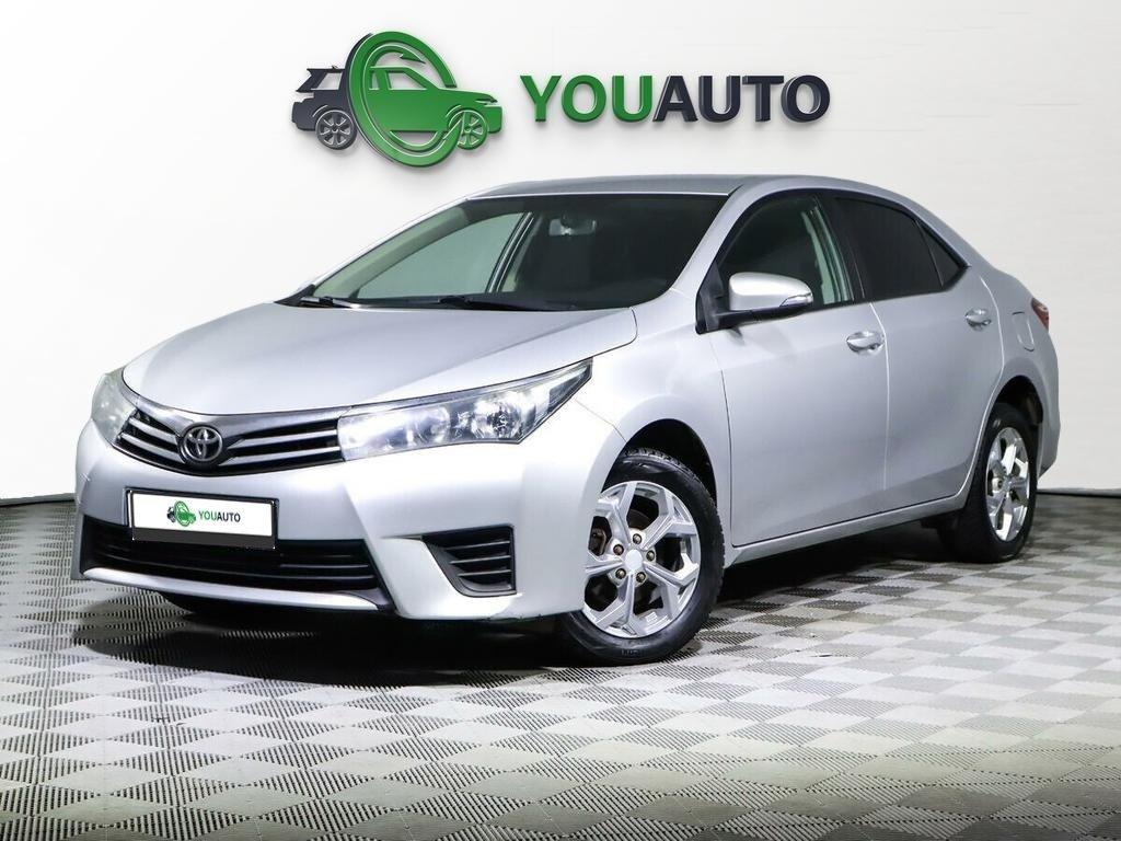 Toyota Corolla 2018, серебряный