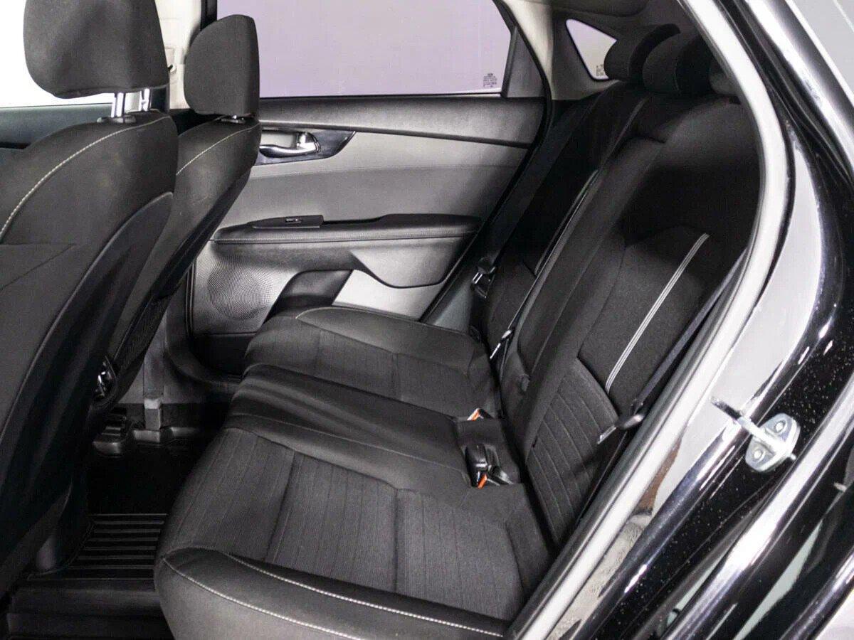 Kia Cerato 2019, черный
