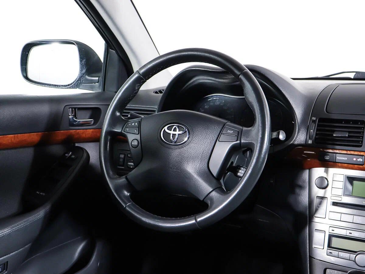 Toyota Avensis 2008, черный