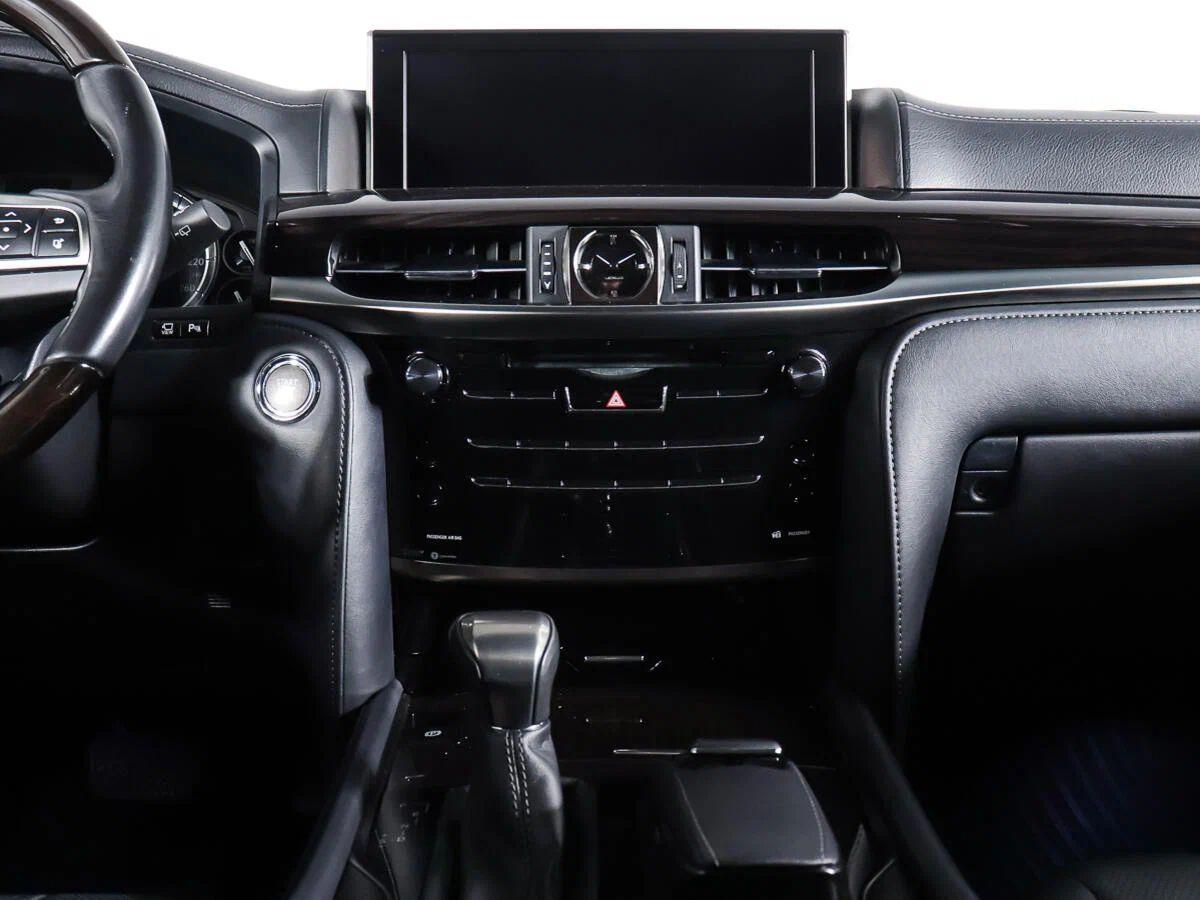Lexus LX 2021, черный
