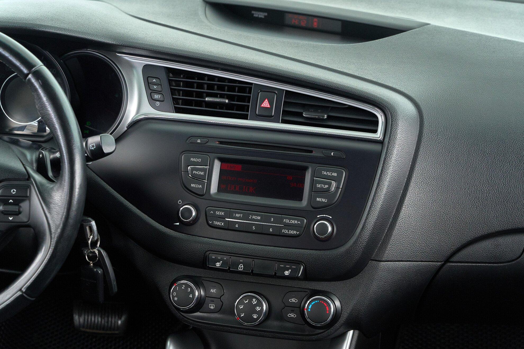 Kia Ceed 2017, серый