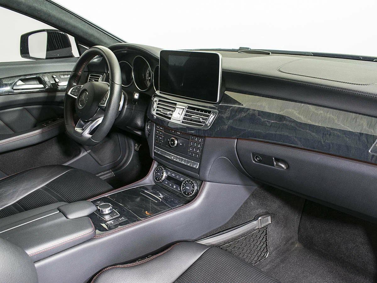 Mercedes-Benz CLS 2016, серый