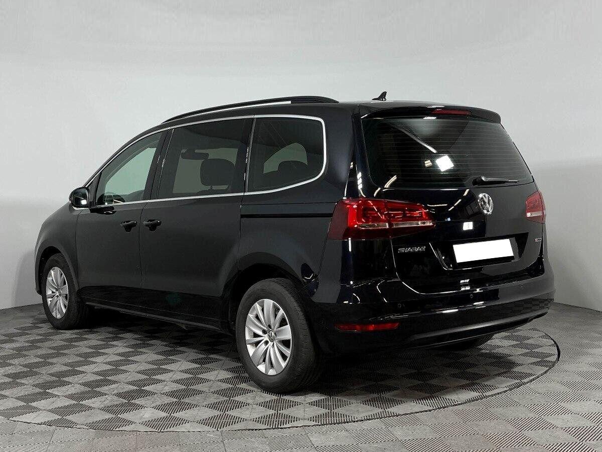 Volkswagen Sharan 2018, черный